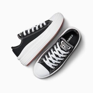 Converse • Chuck Taylor All Star Low Top Move Platform